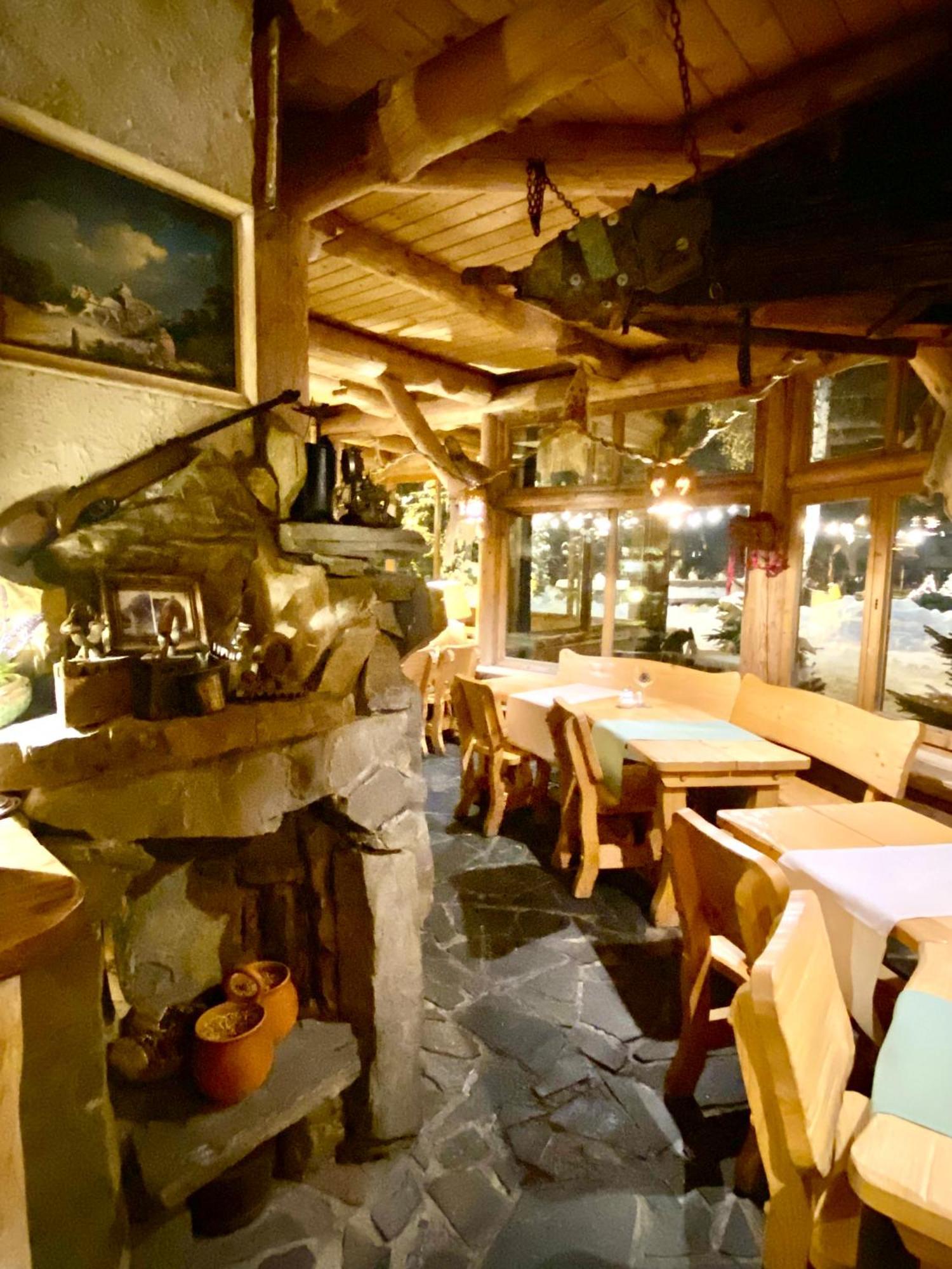 Zajazd Bialczanski Dom Wypoczynkowy Restauracja Białka Tatrzańska Exterior photo
