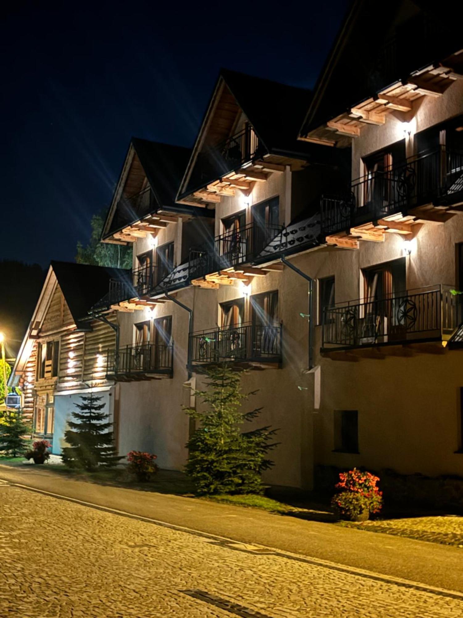 Zajazd Bialczanski Dom Wypoczynkowy Restauracja Białka Tatrzańska Exterior photo
